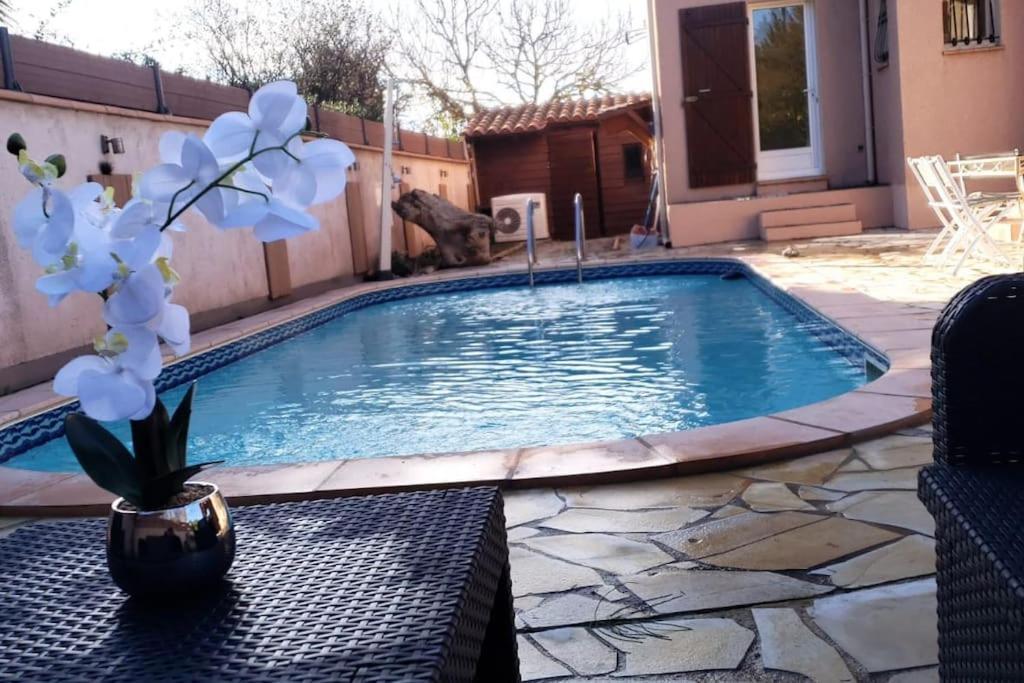 Villa Avec Piscine A St Marie La Mer Sainte-Marie-la-Mer Exteriör bild