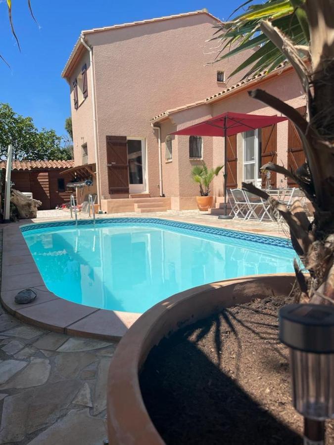 Villa Avec Piscine A St Marie La Mer Sainte-Marie-la-Mer Exteriör bild